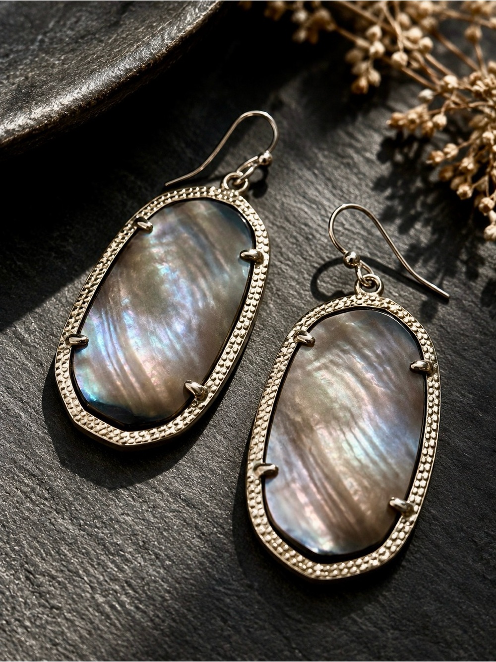 Kendra Scott Danielle Drop Earrings Iridescent Mother of Pearl Gold Tone